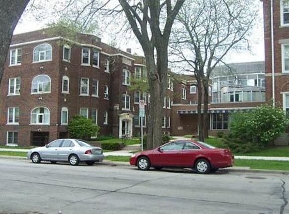 Cass Street Apartments - Milwaukee, WI