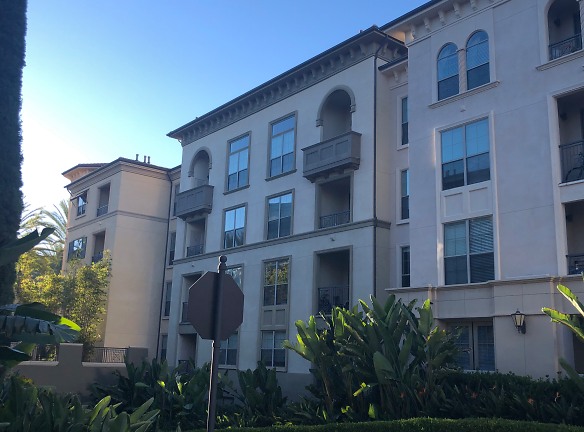 Delrey Apartments - Irvine, CA