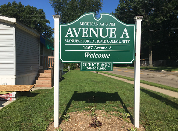 Avenue A Mobile Home Park Apartments - Springfield, MI