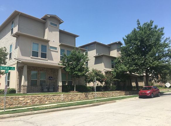 Village East Apartments - Fort Worth, TX
