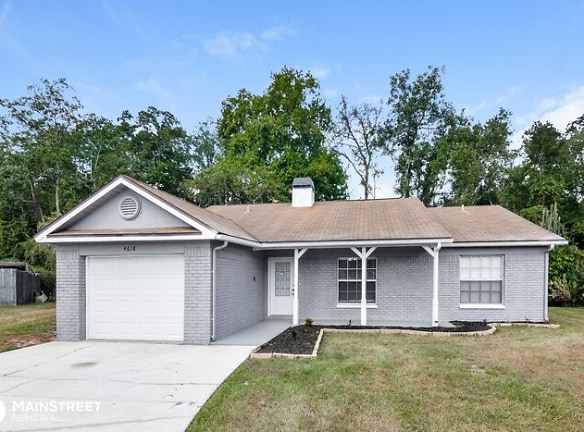 4618 N Country Hills Ct - Plant City, FL