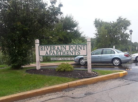 Riverain Point Apartments - Batavia, IL