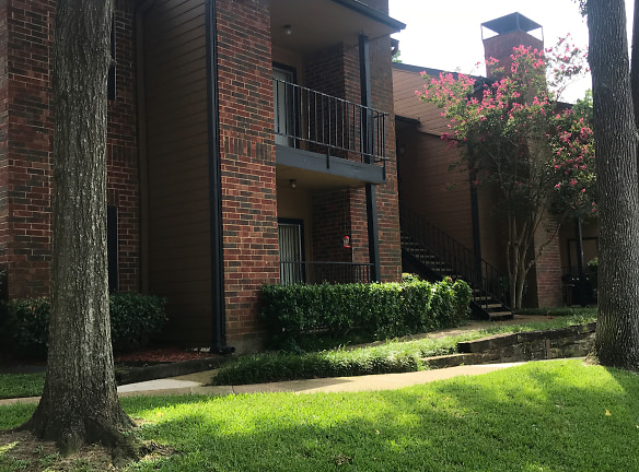 Tanglewood Place Apartments - Tyler, TX