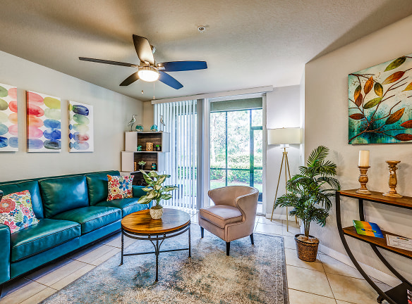 The Residences At Page Park Apartments - Fort Myers, FL