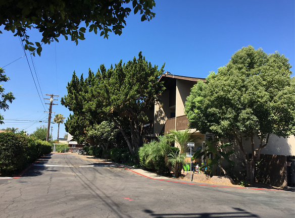 North Juniper Gardens Apartments - Escondido, CA