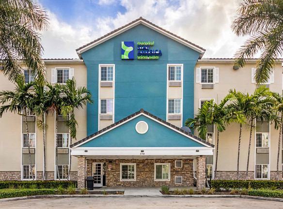 Furnished Studio - Fort Lauderdale - Airport - West Apartments - Davie, FL