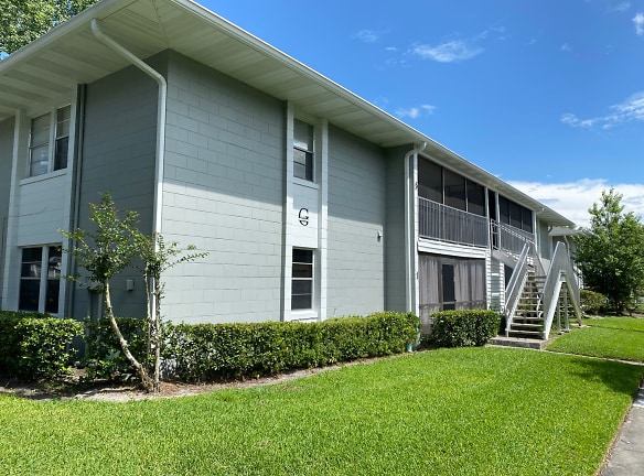 700 E Airport Blvd unit # G5 - Sanford, FL