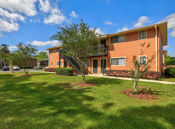 Liv Apartments - Gainesville, FL