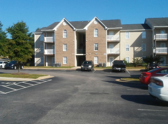 Bone Creek Apartments - Fayetteville, NC