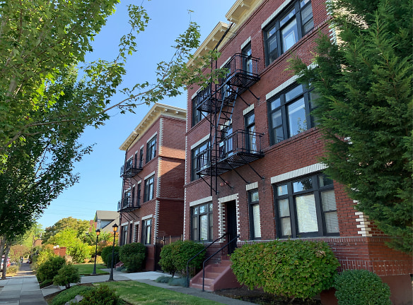 Emerson Apartments - Portland, OR