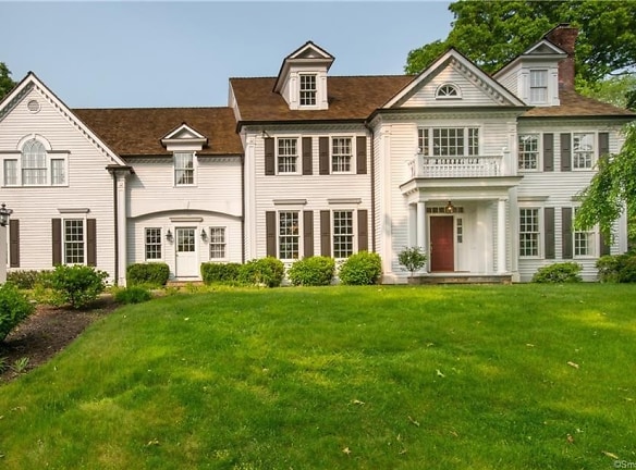 52 Twin Pond Ln - New Canaan, CT