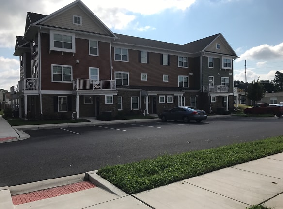 Stone Grove Crossing Apartments - Salisbury, MD