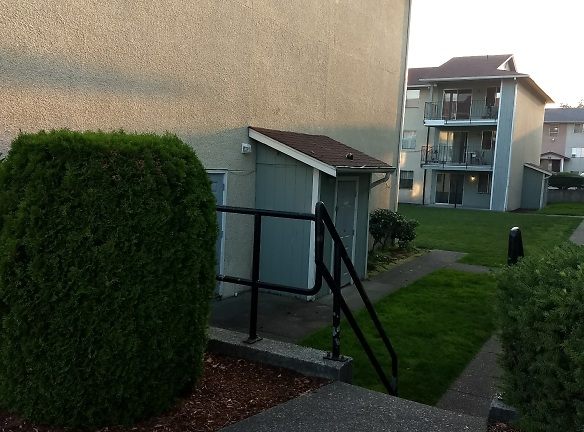 Drake Apartments - Tacoma, WA