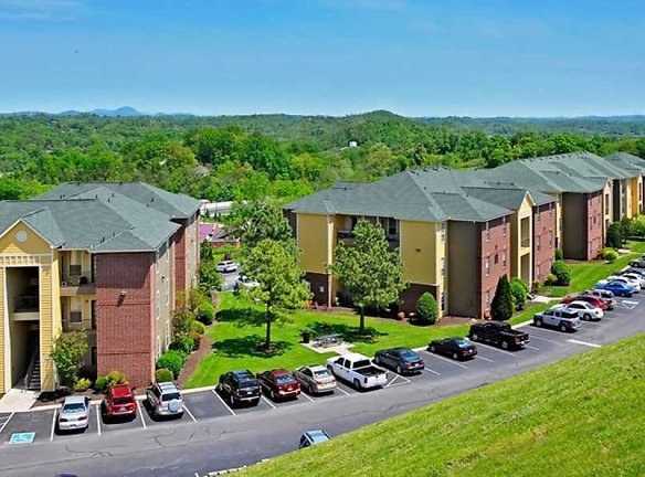 The Heights Of Knoxville Student Apartment Homes - Knoxville, TN