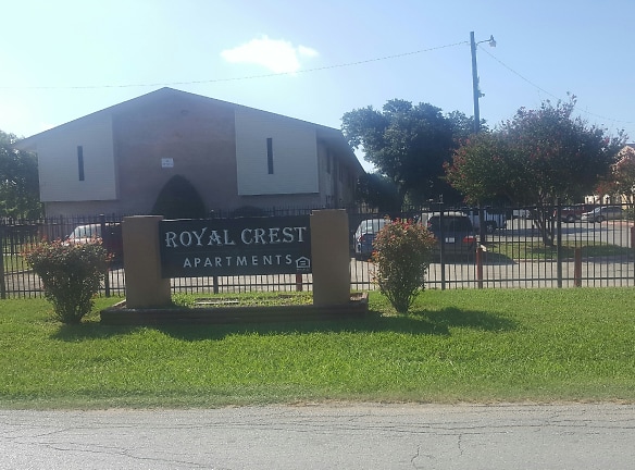 Royal Crest Apts Apartments - Dallas, TX