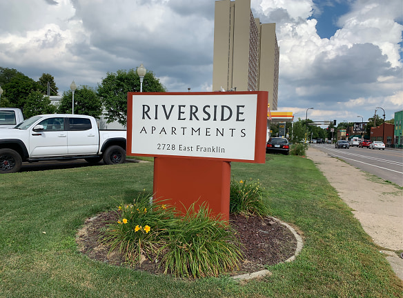 The Riverside Apartments - Minneapolis, MN