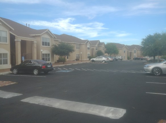 Suncrest Apartments - Sierra Vista, AZ