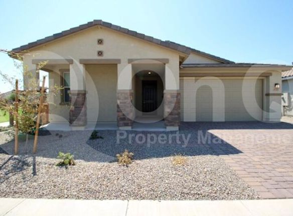 21095 E Raven Dr - Queen Creek, AZ