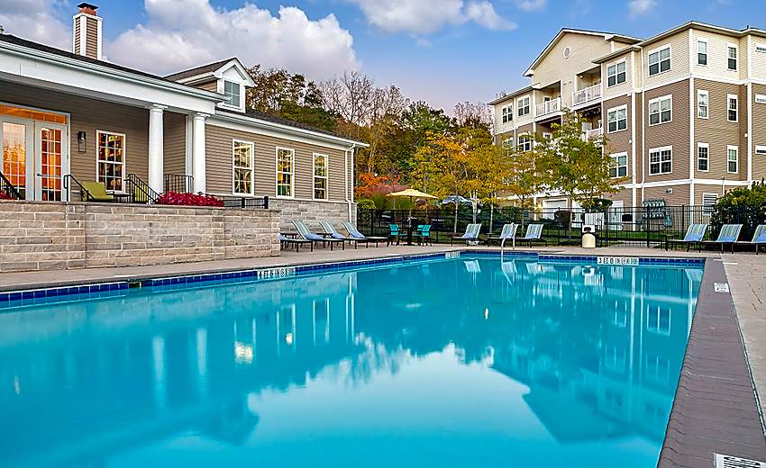 Crown Point At The Reserve Apartments Danbury Ct 06810